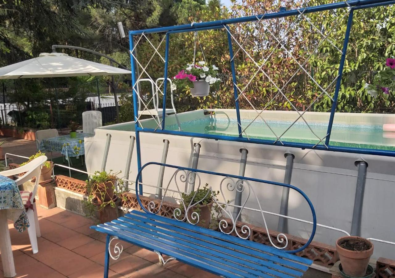 Casa Vacanze Gioia เตรคาสตาญิ ภายนอก รูปภาพ