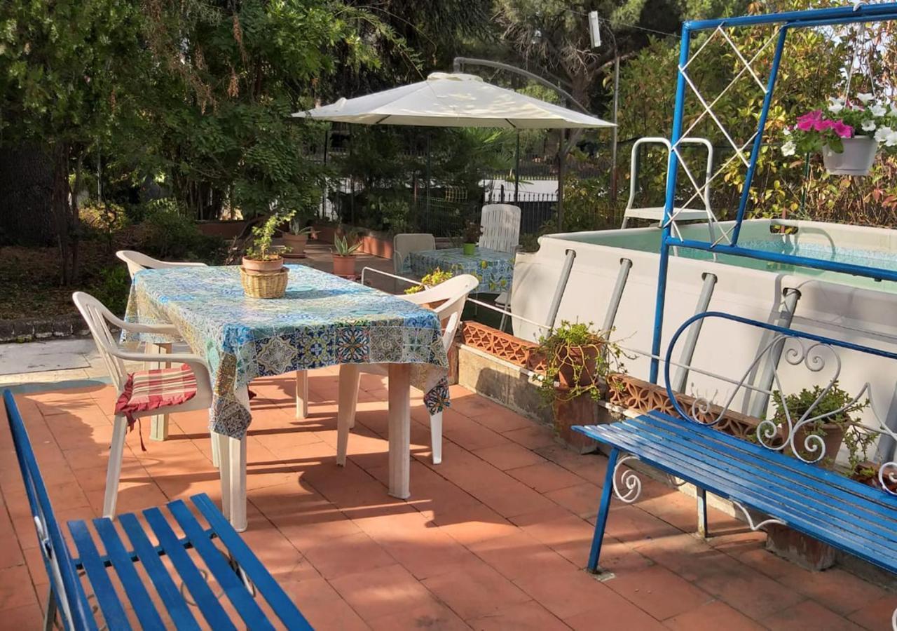 Casa Vacanze Gioia เตรคาสตาญิ ภายนอก รูปภาพ