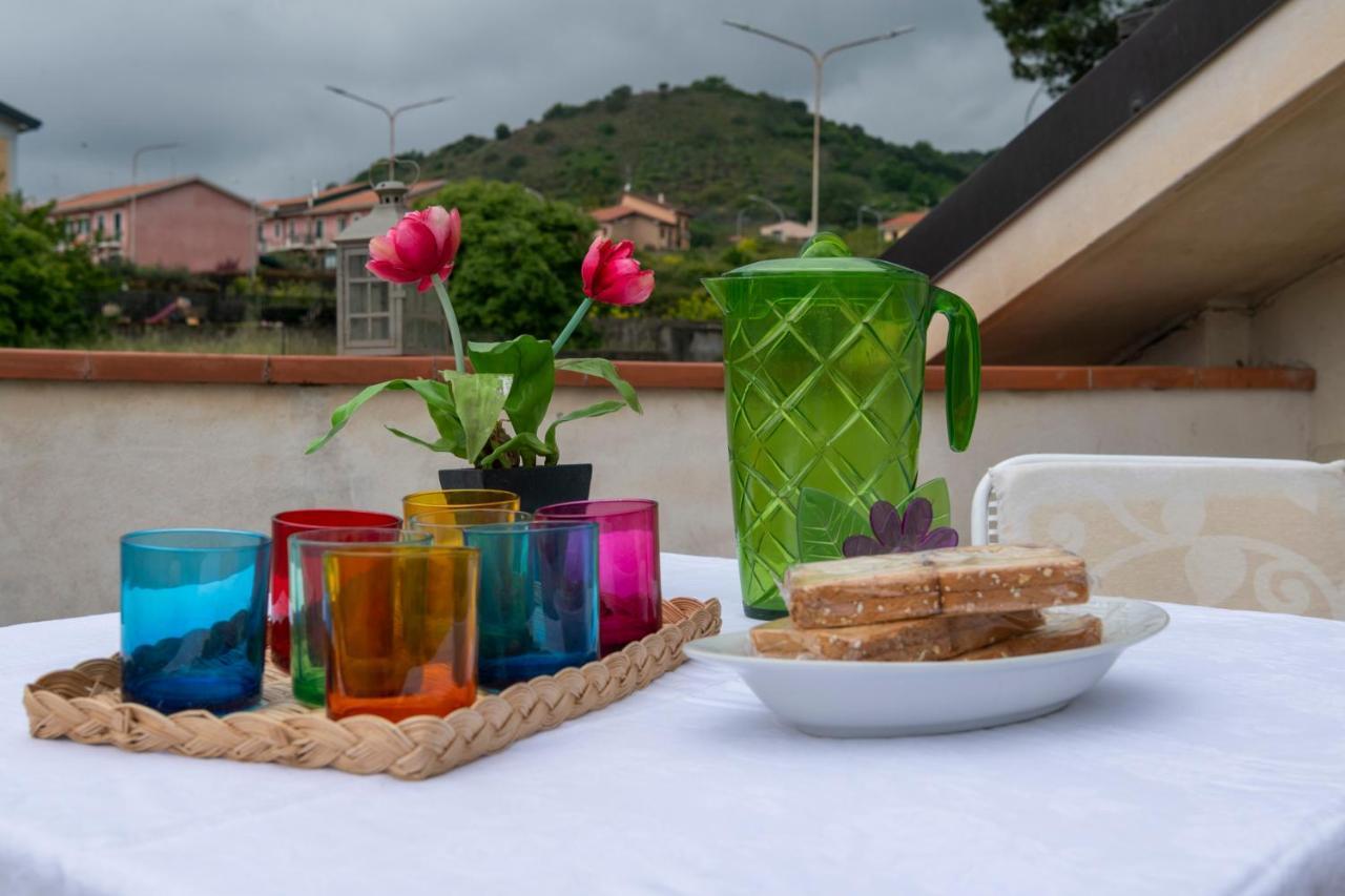 Casa Vacanze Gioia เตรคาสตาญิ ภายนอก รูปภาพ