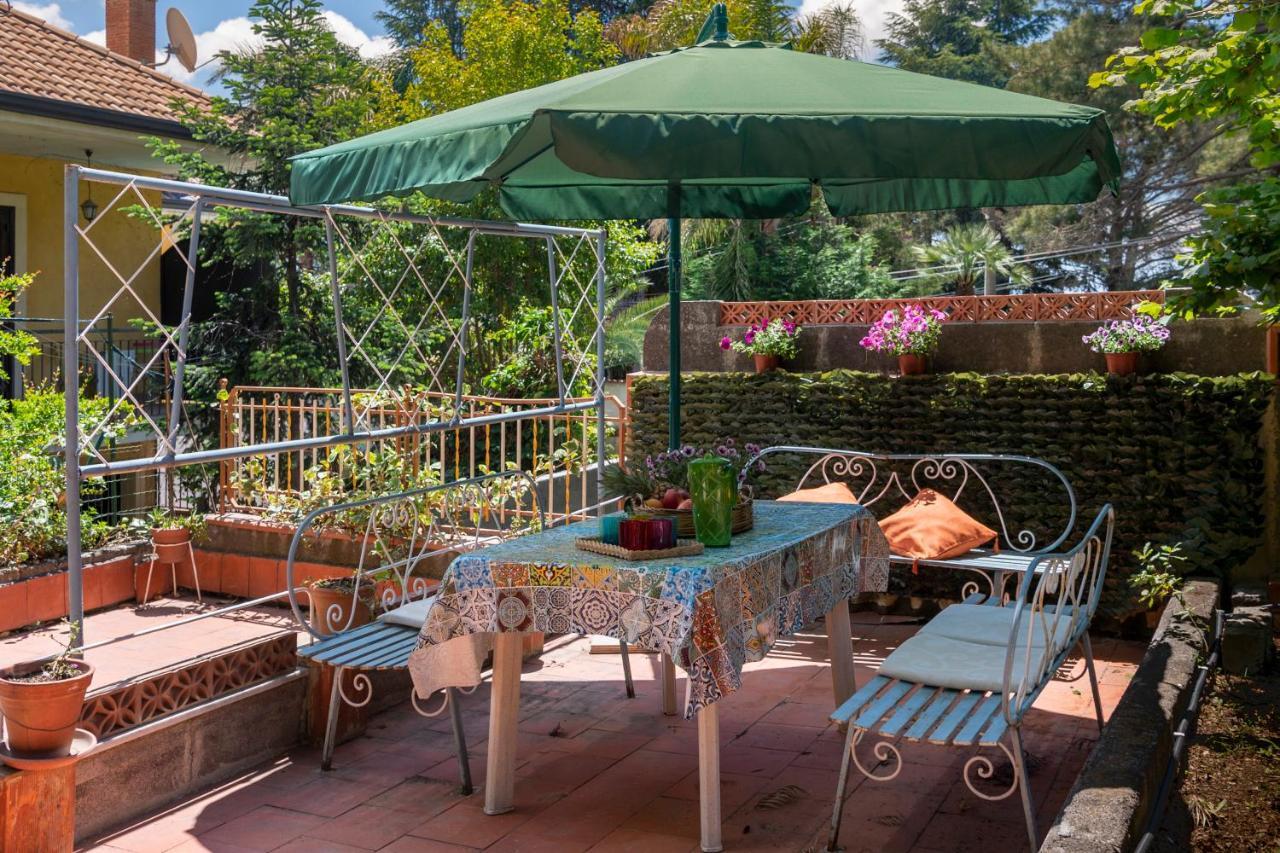 Casa Vacanze Gioia เตรคาสตาญิ ภายนอก รูปภาพ