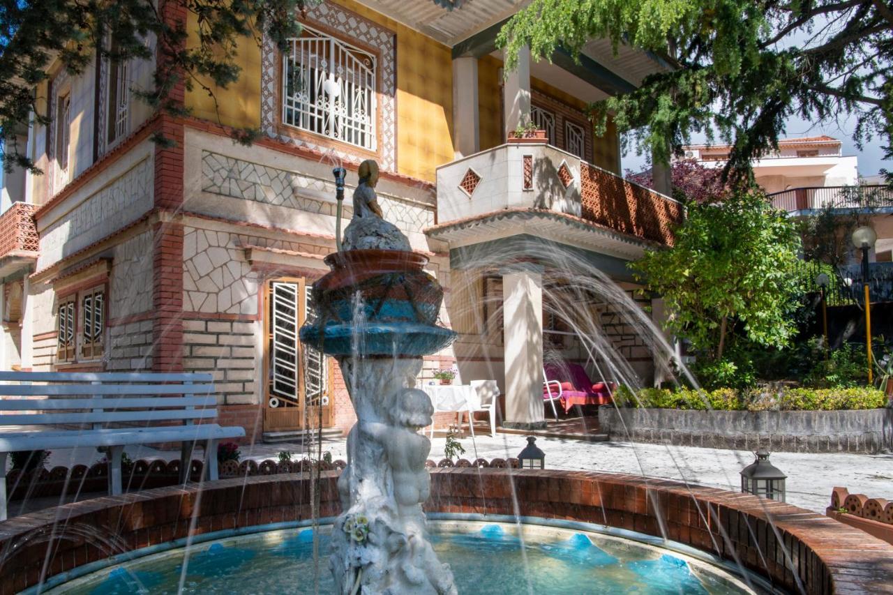 Casa Vacanze Gioia เตรคาสตาญิ ภายนอก รูปภาพ